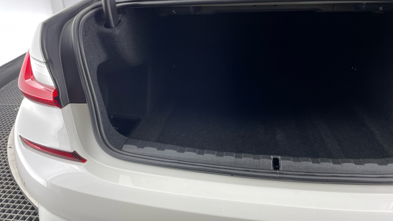 BMW 3 Series M340i xDrive 4dr Step Auto Petrol Saloon